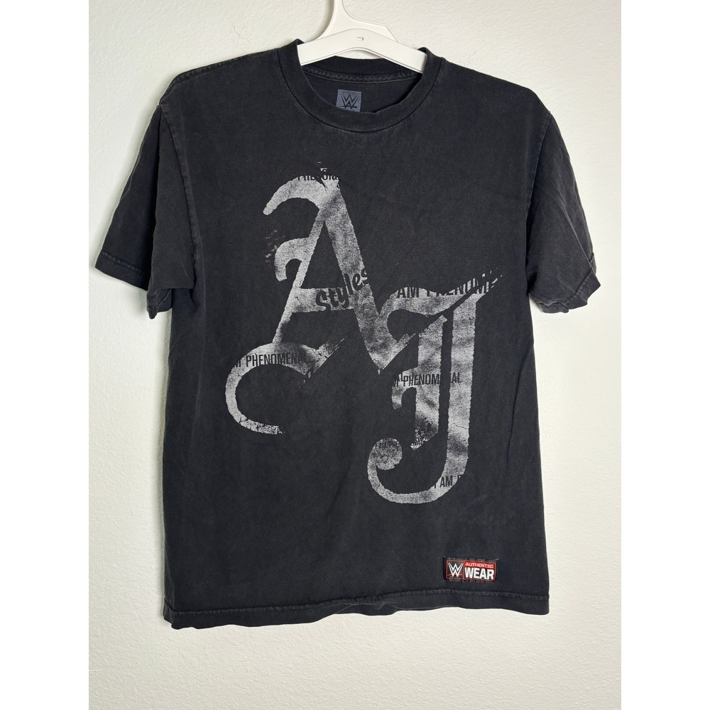WWE AJ Styles I Am Phenomenal Graphic T-Shirt Mens Medium Black Authentic Wear
